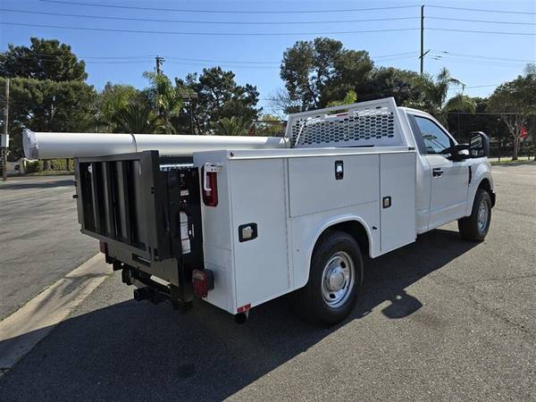 2022 Ford F250 Utility Knapheide Bed 6.2L for $0 Build