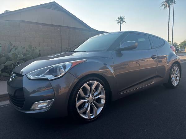 2012 Hyundai Veloster 3-Door Coupe - Only 81K Miles for