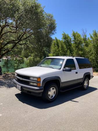 1999 Chevy Tahoe 2-Door 4x4 Sport for $0 Build Credit,