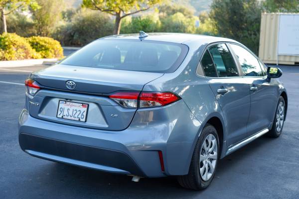 2021 Toyota Corolla LE 27k - Fuel Efficient and Gas