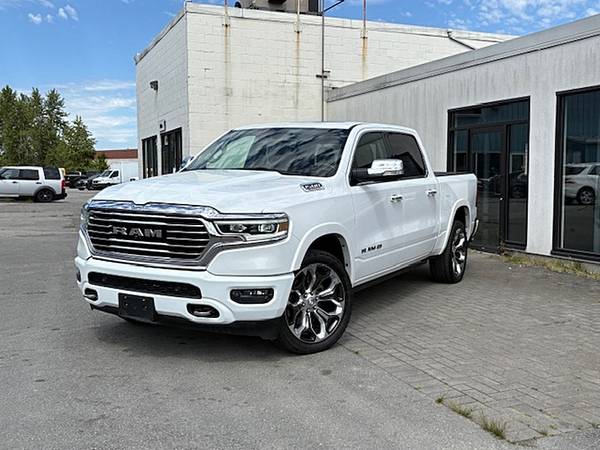 2020 RAM 1500 Longhorn 4x4 Crew Cab 5'7" Box for