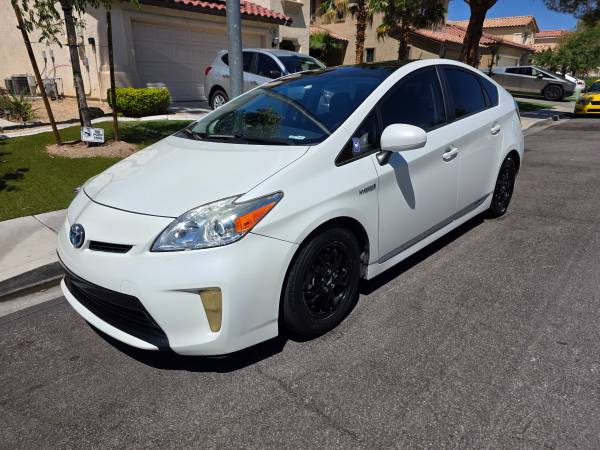 2014 Prius - Great Condition for $0 Build Credit, Poor