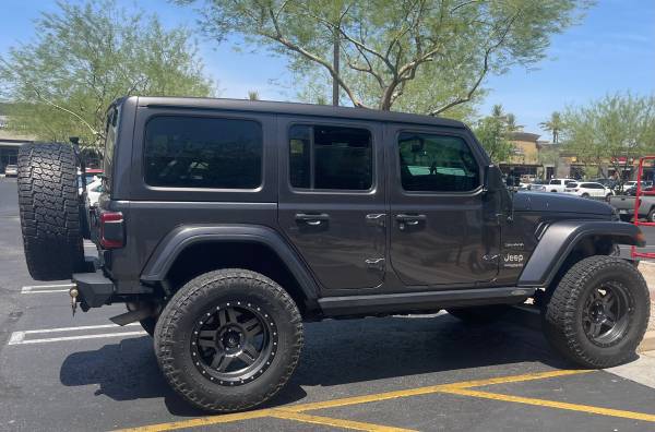 2019 Jeep Wrangler Sahara Unlimited for $0 Build Credit, Poor