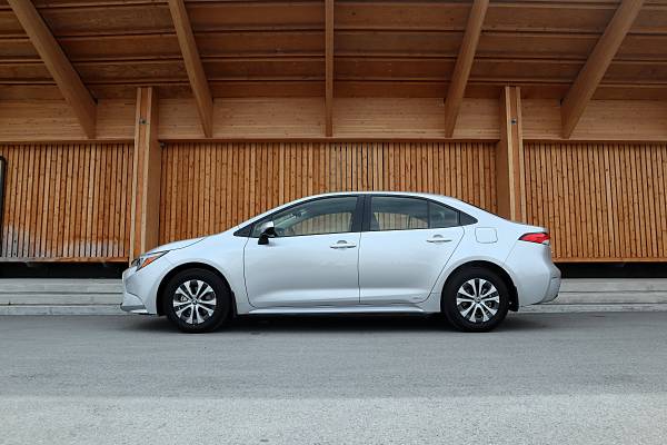 2025 Toyota Corolla LE Hybrid AWD for $0 Build Credit,