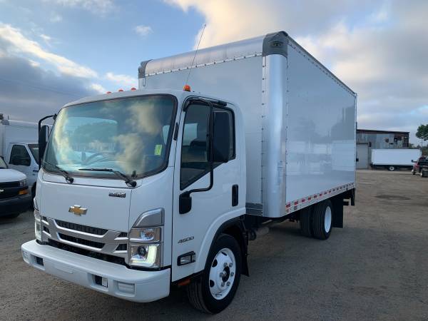 2023 Isuzu NPR HD/Chevrolet 4500 16ft. Box Truck with Liftgate