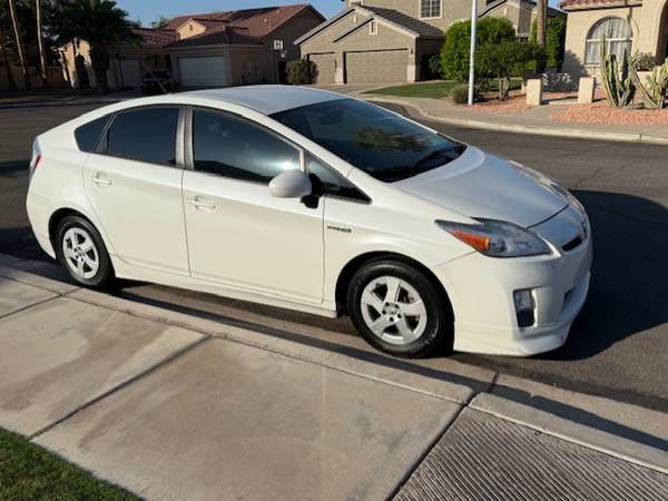 2010 Toyota Prius II - 99K Miles - Clean Title