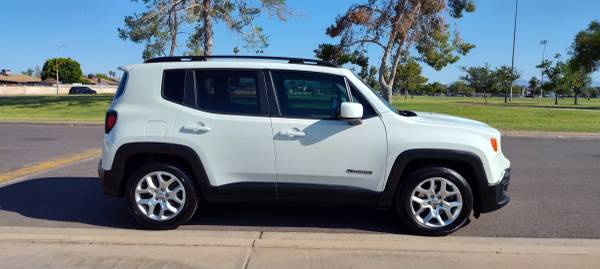 2017 Jeep Renegade Latitude FWD for $0 Build Credit, Poor
