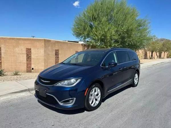 2017 Chrysler Pacifica - Financing Available! for $0 Build Credit,