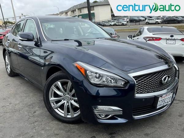 2018 INFINITI Q70 3.7 LUXE for $0 Build Credit, Poor