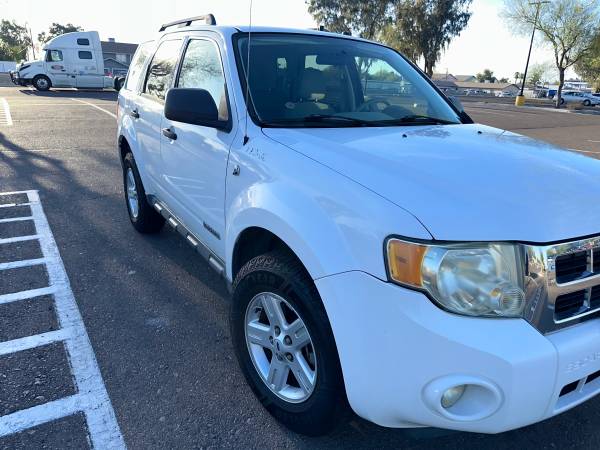 2008 Ford Escape Hybrid Trim for $0 Build Credit, Poor