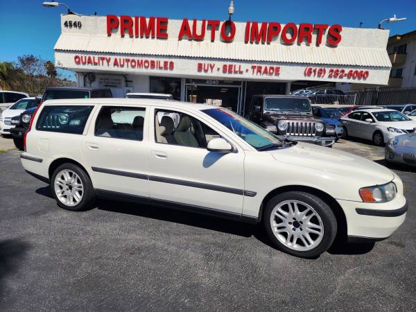 2002 Volvo V70 T5 Wagon for $0 Build Credit, Poor