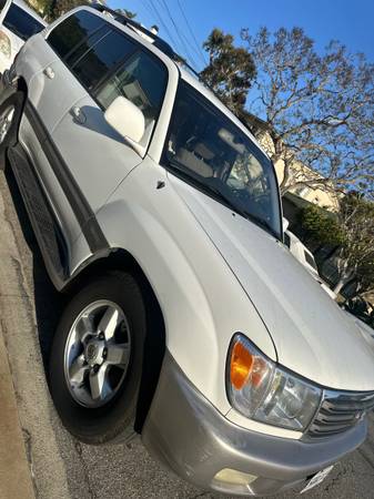 2005 Toyota Land Cruiser LX470 for $0 Build Credit, Poor