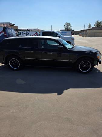 2006 Dodge Magnum Black for $0 Build Credit, Poor Credit,