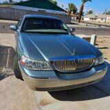 2006 Lincoln Town Car Signature 4-Door for $0 Build Credit,