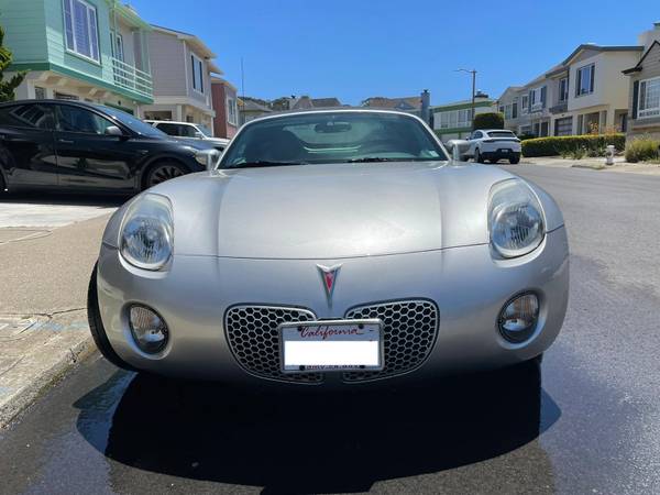 2006 Pontiac Solstice 5-Speed Manual, Low Miles (38k) Clean Title