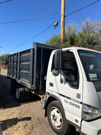 2007 Chevy W5500 (Isuzu NRR) Trim for $0 Build Credit,