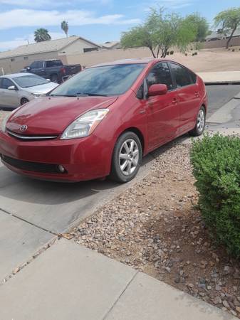 2009 Prius Standard Hatchback, 110K Miles for $0 Build Credit,