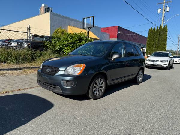 2010 Kia Rondo LX 2.4L 4cyl 5 Seats Clean, Local,