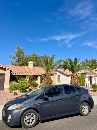 2010 Toyota Prius II - Runs & Looks Perfect, Very