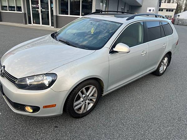 2011 Volkswagen Golf Wagon TDI DSG Highline for $0 Build