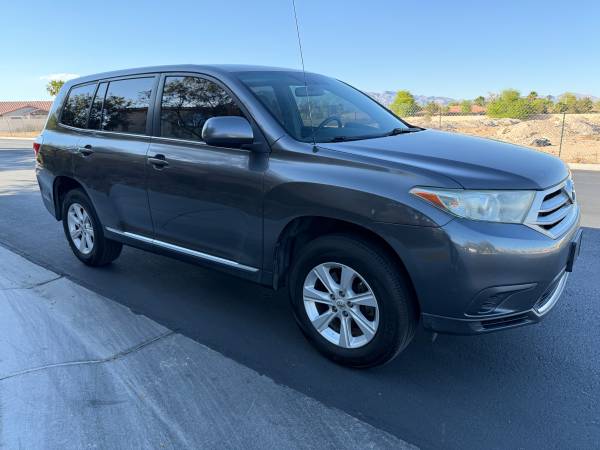 2012 Toyota Highlander 3rd Row Seat for $0 Build Credit,