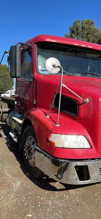 2012 Volvo - FOR SALE for $0 Build Credit, Poor