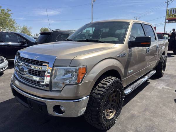 2013 Ford F-150 XL 4x2 with Custom Wheels - Wholesale