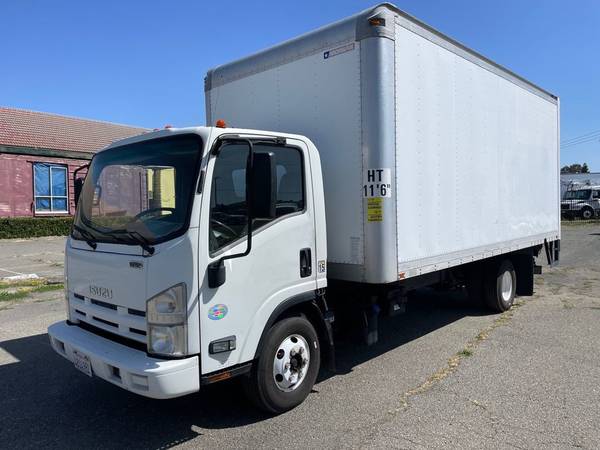 2013 Isuzu NPR 18ft Box Truck W/Lifgate Rare 102" Wide