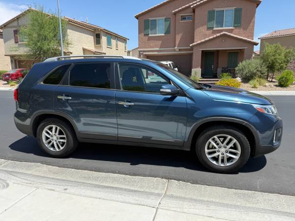 2014 Kia Sorento 3rd Row Seat for $0 Build Credit,