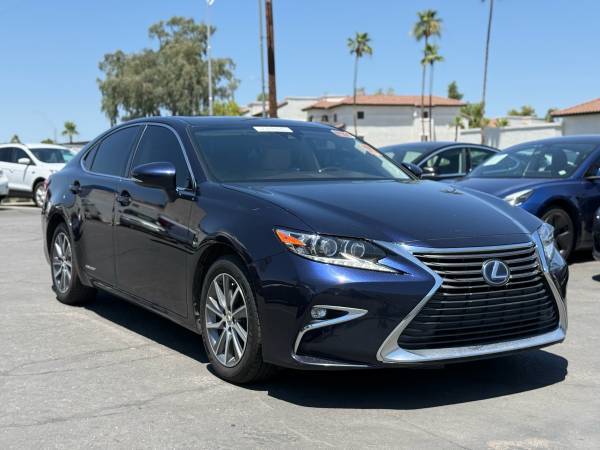 2016 Lexus ES 300h Hybrid for $0 Build Credit, Poor