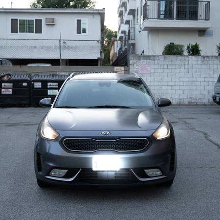 2017 Kia Niro LX 4D for $0 Build Credit, Poor