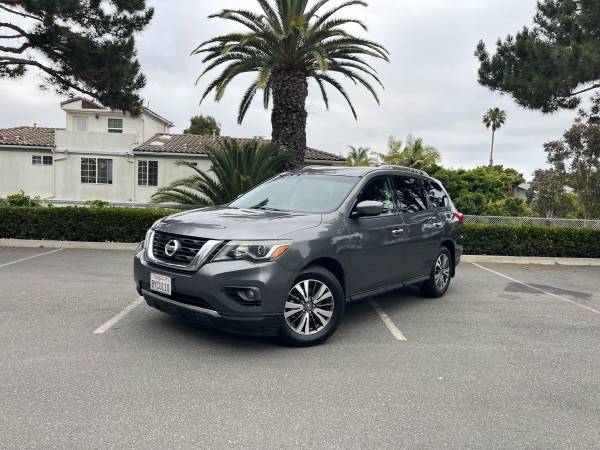 2017 Nissan Pathfinder Trim for $0 Build Credit, Poor Credit,