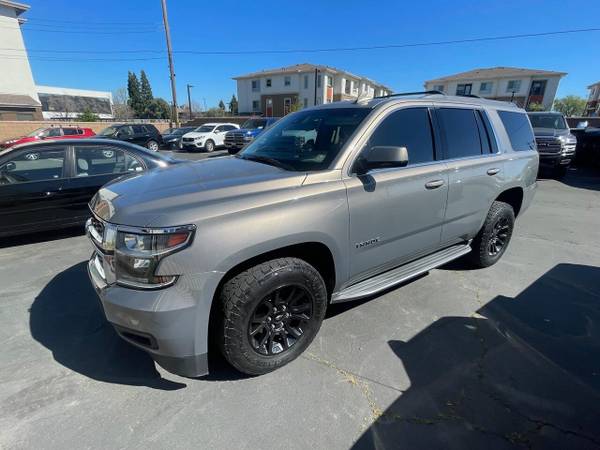 2018 Chevrolet Tahoe LT 4X4 8-Seater Sunroof TV for $0