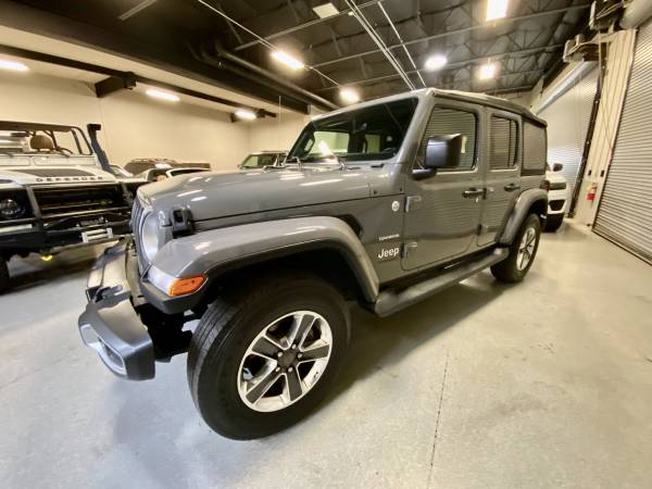 2018 Jeep Wrangler Unlimited Sahara 4x4 - One Owner, 9k