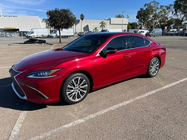 2019 Lexus ES 350 Luxury for $0 Build Credit, Poor