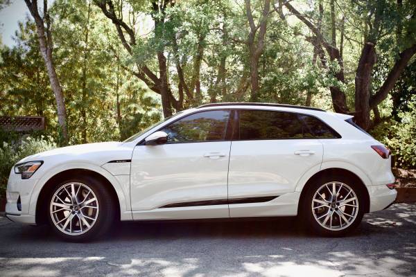 2021 Audi E-Tron Prestige 72 Months / 60K Miles Warranty