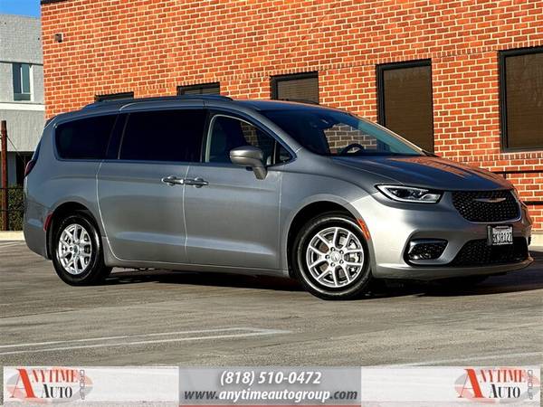 2021 Chrysler Pacifica Touring L for $0 Build Credit, Poor