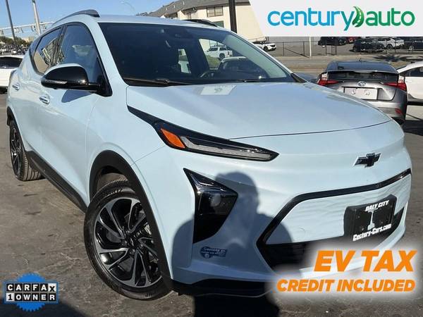 2022 Chevrolet Bolt EUV Premier for $0 Build Credit, Poor