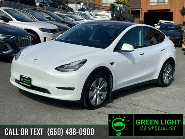 2022 Tesla Model Y Dual Motor for $0 Build Credit,
