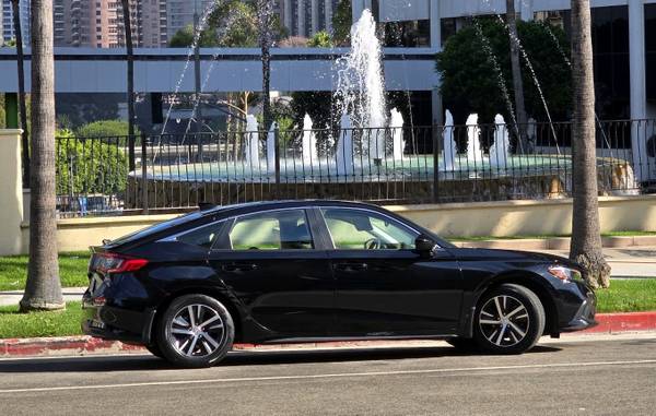 2023 Honda Civic Hatchback – Trim for $0 Build Credit,