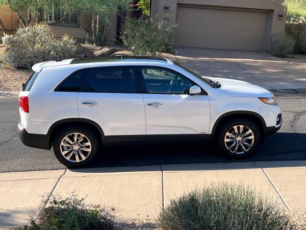 2023 Kia Sorento EX - One Owner - Clean Title