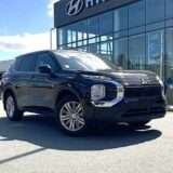2023 Mitsubishi Outlander ES S-AWC 7-Seater for $0 Build Credit,