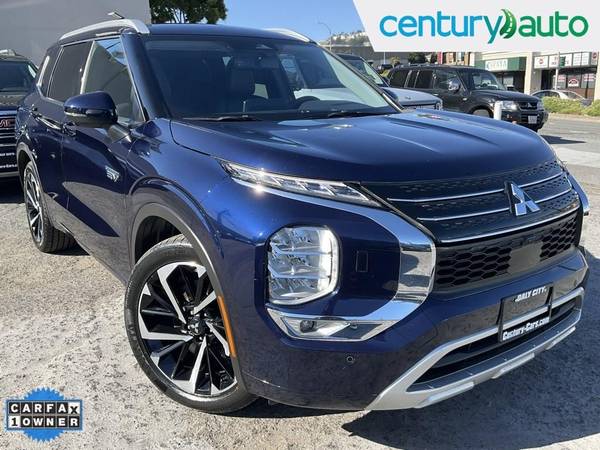 2023 Mitsubishi Outlander PHEV 40th Anniversary for $0 Build Credit,