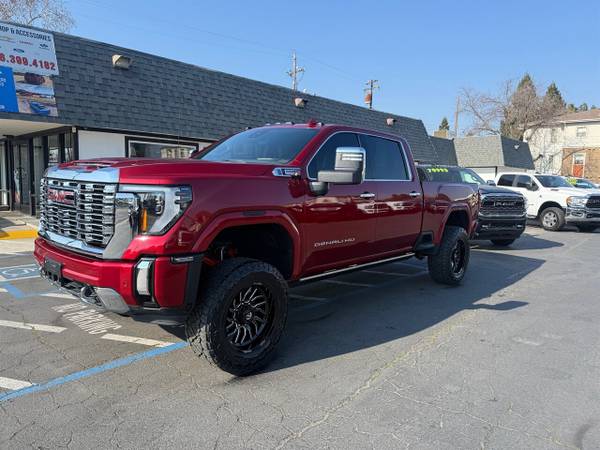 2024 GMC Sierra 2500HD Denali 6.6L Duramax Diesel 4x4 for