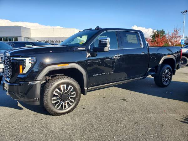 2025 GMC Sierra 3500HD Denali Ultimate Tech Package 5th Wheel
