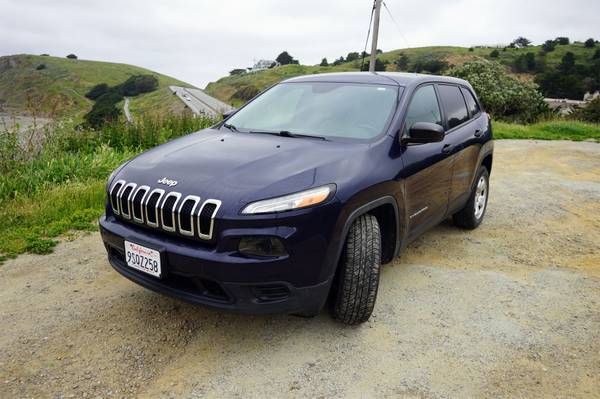 2015 Jeep Cherokee 4X4 Trim - 97 Miles, Non-Smoking, Senior