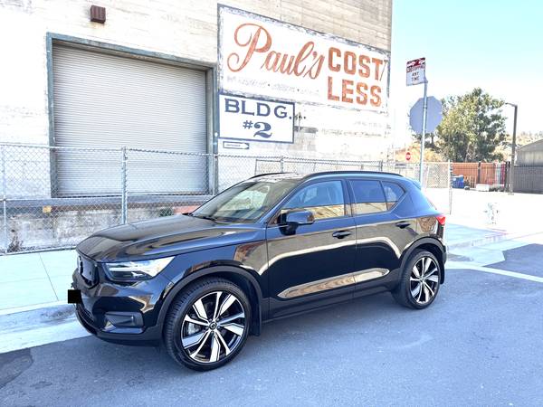 2021 Volvo XC40 Recharge P8 for $0 Build Credit, Poor