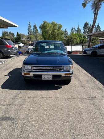 1991 Toyota Pickup Trim for $0 Build Credit, Poor Credit,