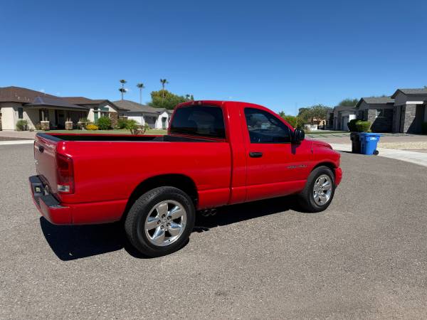 2004 Dodge Ram 1500 V8 Single Cab Short Bed for