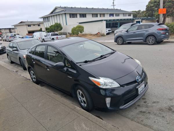 2012 Toyota Prius Hatchback 4-Door Hybrid for $0 Build Credit,
